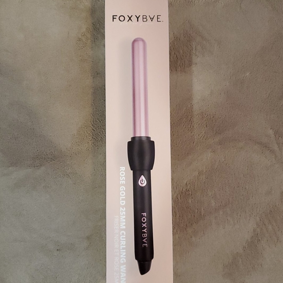 foxybae Other - Foxy Bae rose gold curling wand